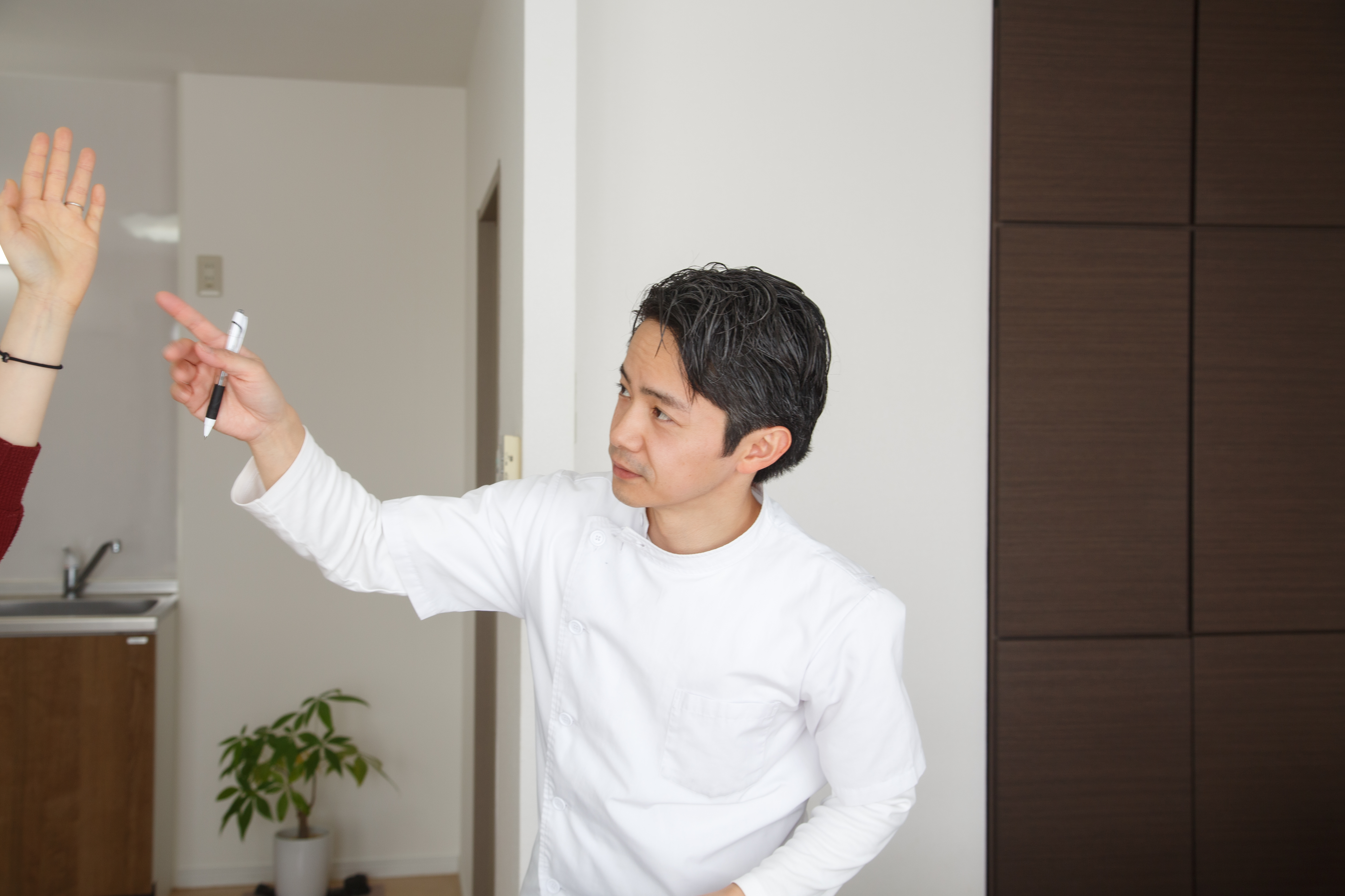 首のストレッチ